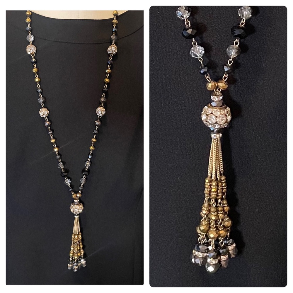 Vintage glass bead and faux diamond costume jewelry statement necklace. - Picture 1 of 3